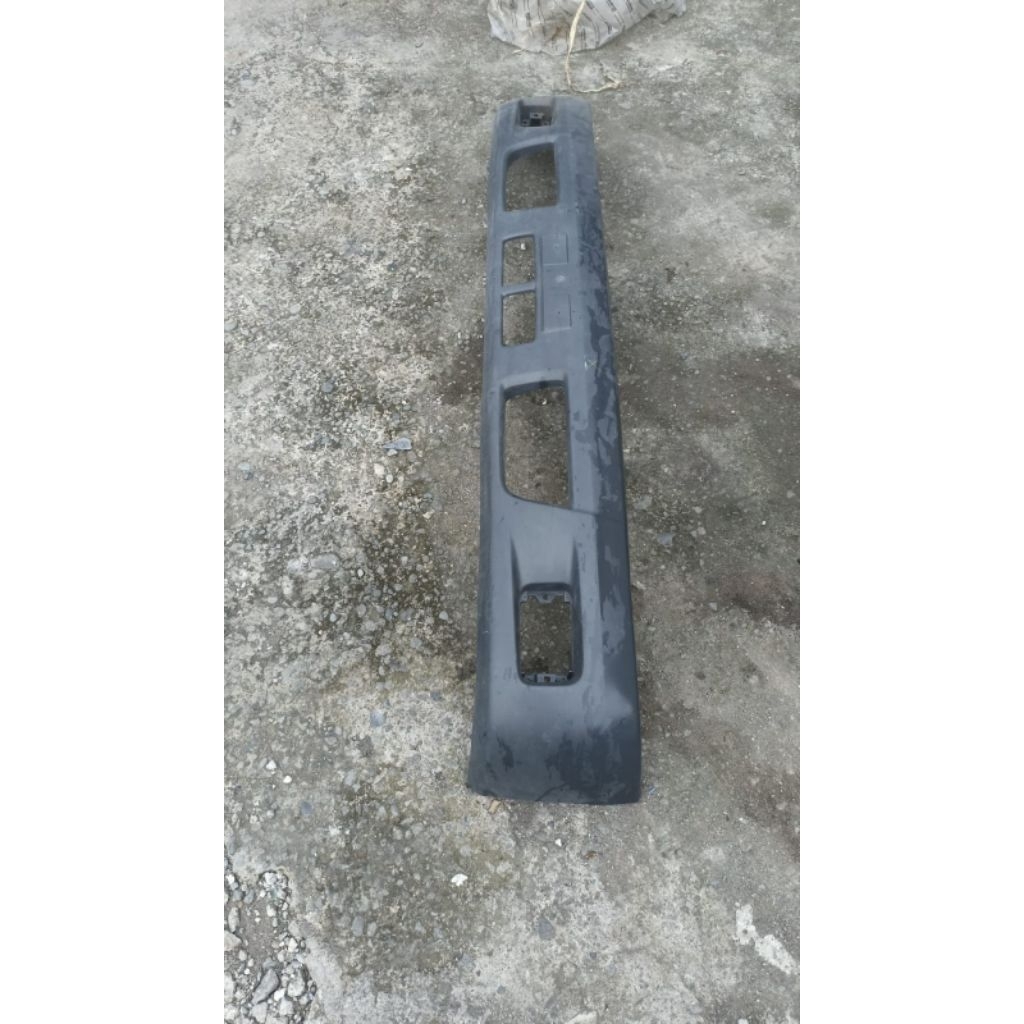 bemper depan truk dyna