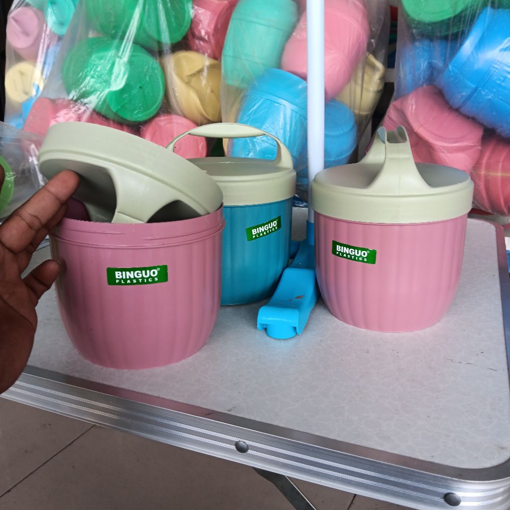 TEMPAT MAKAN / RANTANG MAKAN PLASTIK TOFU