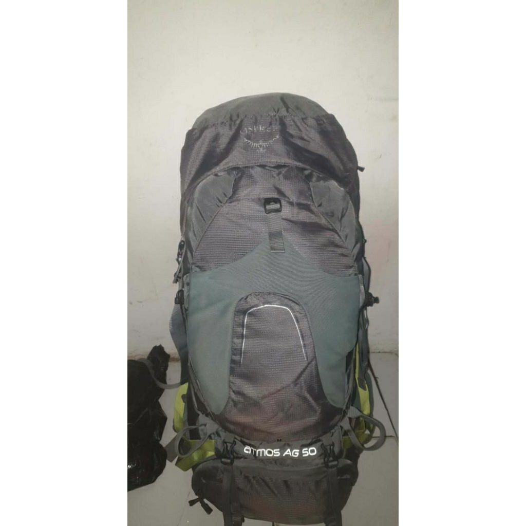 Osprey atmos 50 ag like new