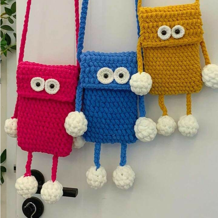 Tas HP Rajut Karakter Lucu