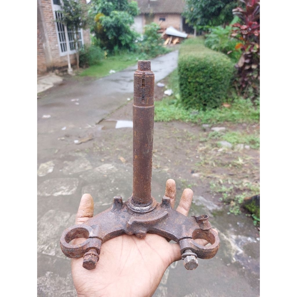 Segitiga Bawah Suzuki A100 Econos A100 Original