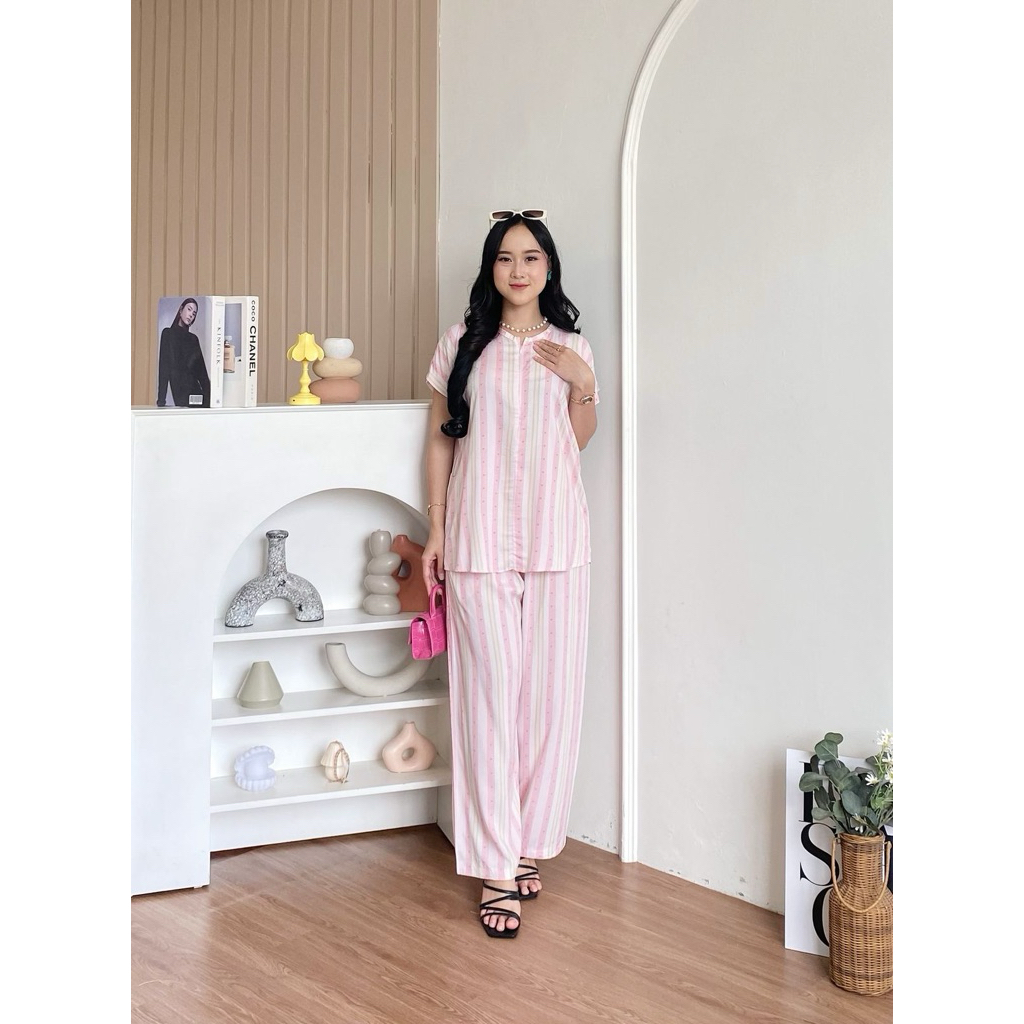 Kallia Aisha One Set