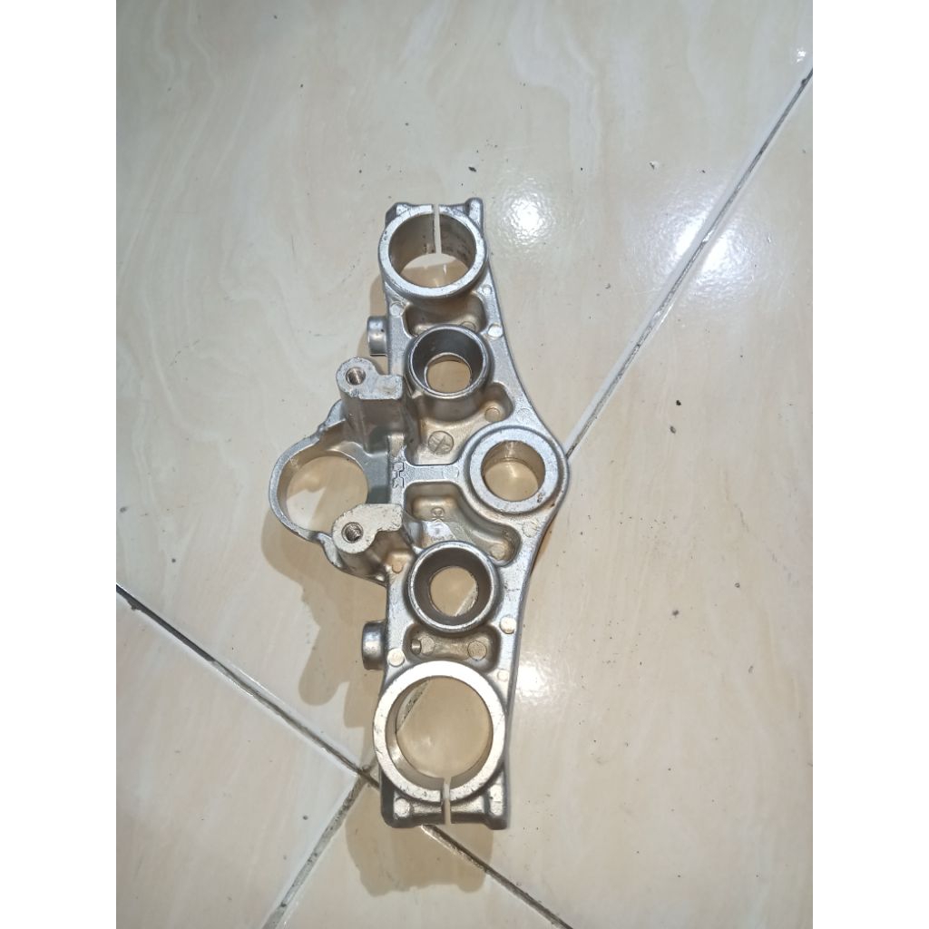 Segitiga T Atas Kawasaki KLX 150 S ori