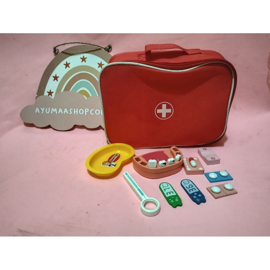 mainan dokter preloved