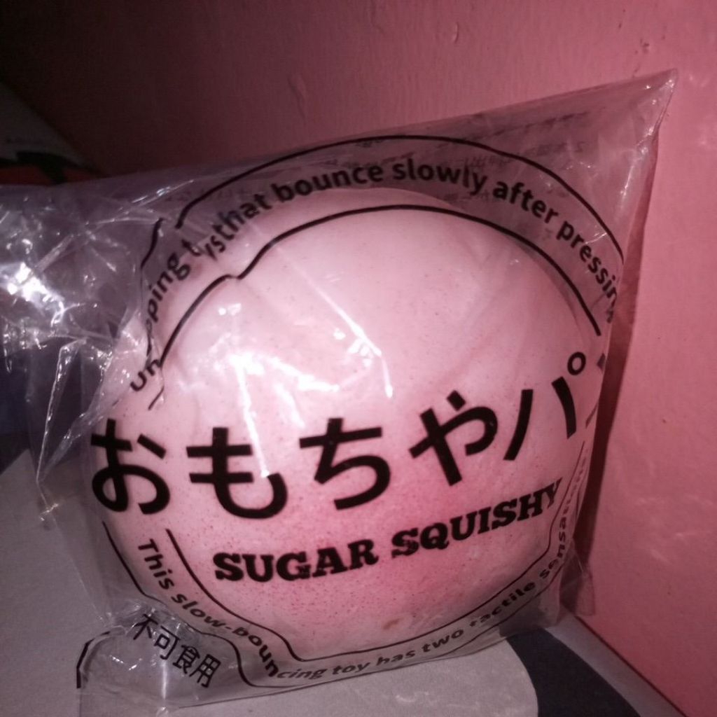 squishy jumbo pink bun