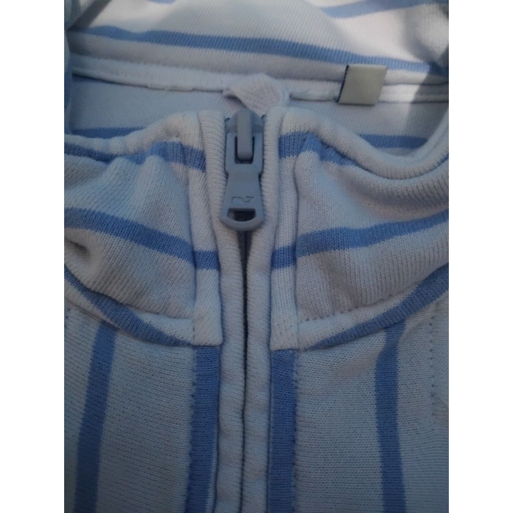 preloved sweater vineyard vines