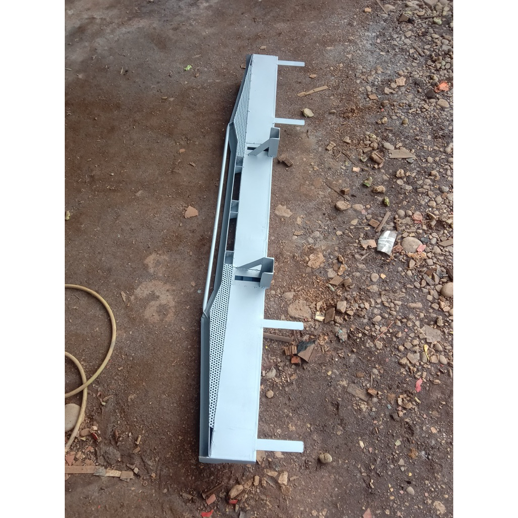 Stoplamp/dudukan lampu herex belakang ditutup untuk lampu volvo,led,ori truk dobel