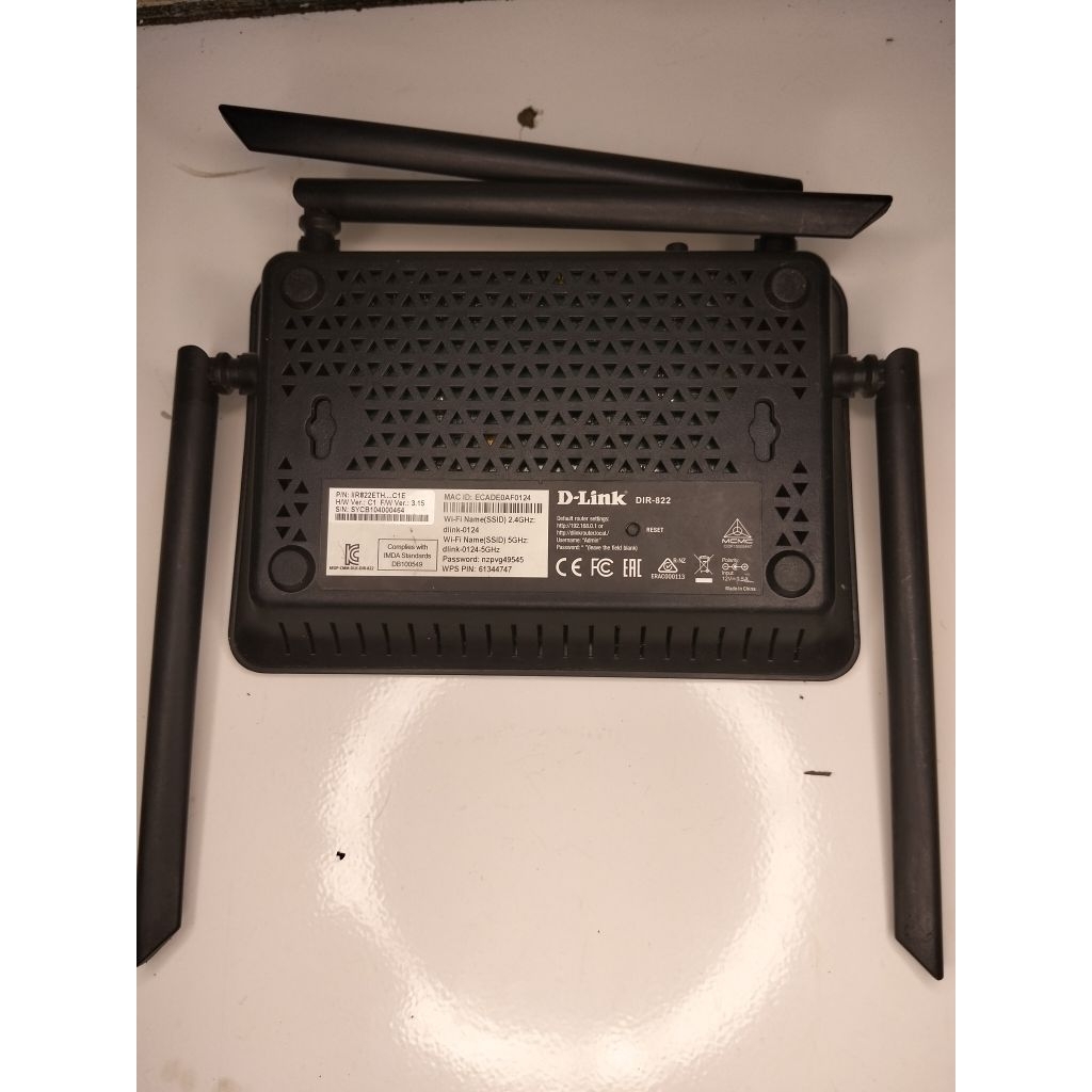 D-Link Dir822