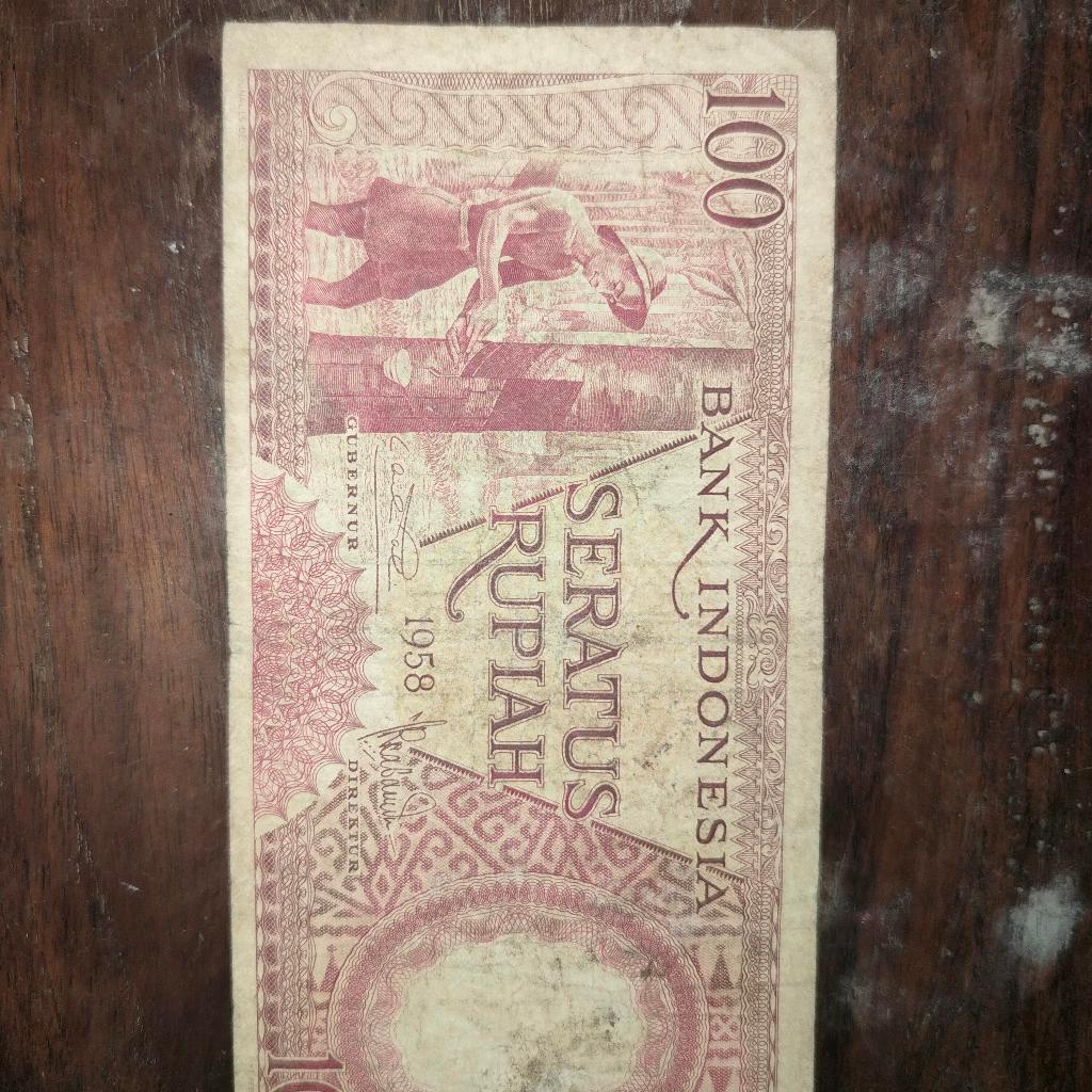 uang kuno 100 rupiah tahun 1958