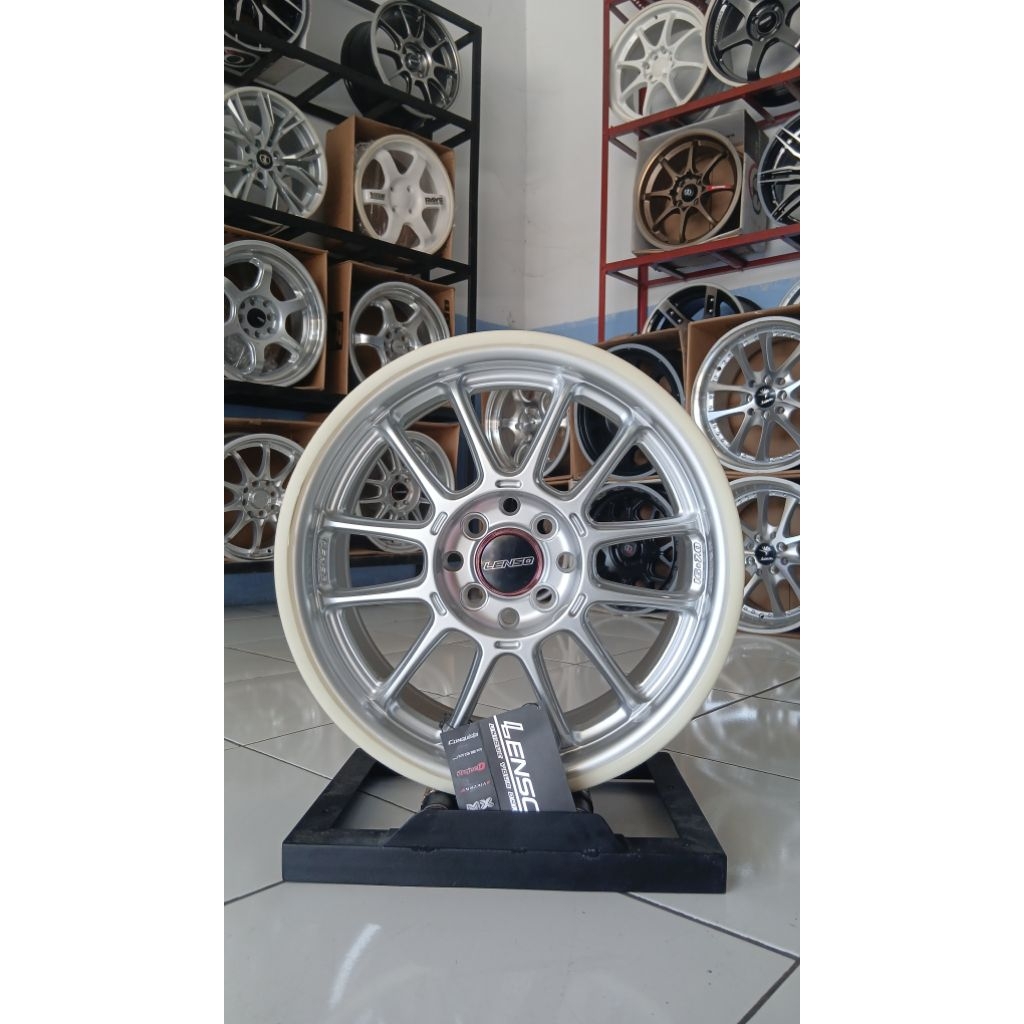 Velg mobil ring 16 Lenso lebar belang