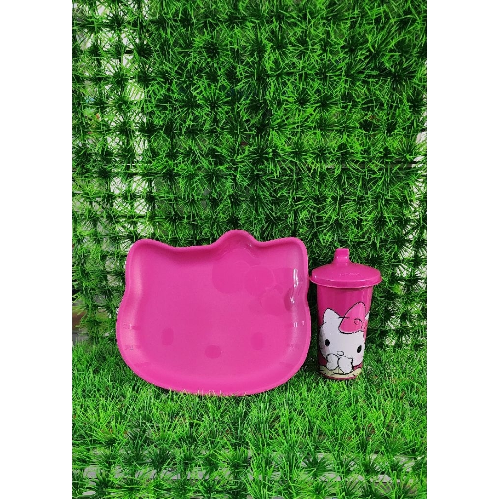 TUPPERWARE hello kitty set (tw135)