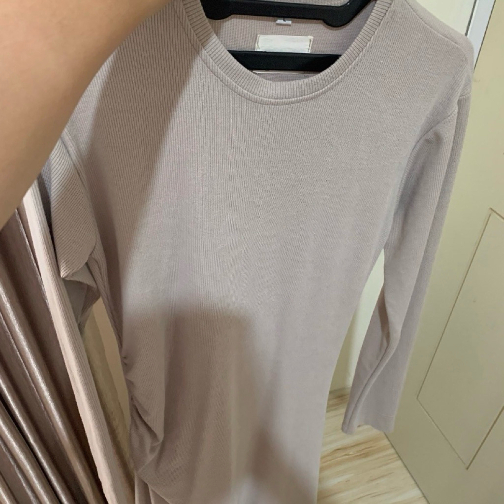 [Preloved] Dress Puff It Up Cream
