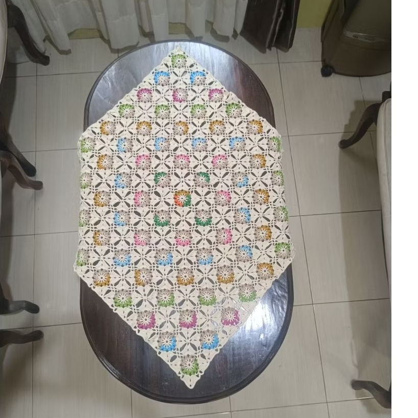 Rajutan Taplak Meja Persegi Empat 85x85cm 8 Benang