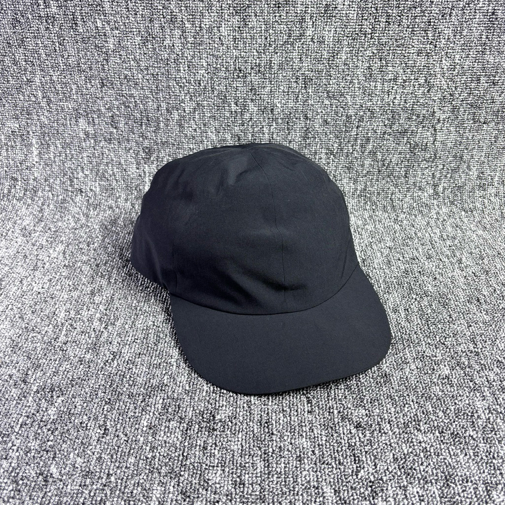 Topi Uniqlo Cap Outdoor Olahraga Second Preloved Original 233