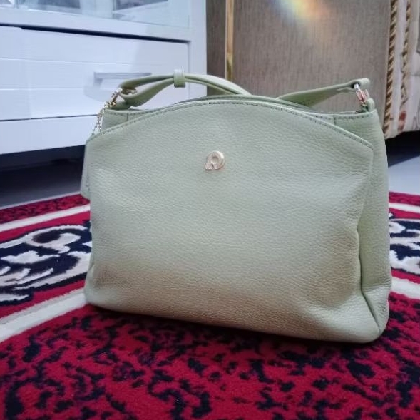TAS PAPILLON K3313 SELEMPANG KULIT MEWAH BERKUALITAS