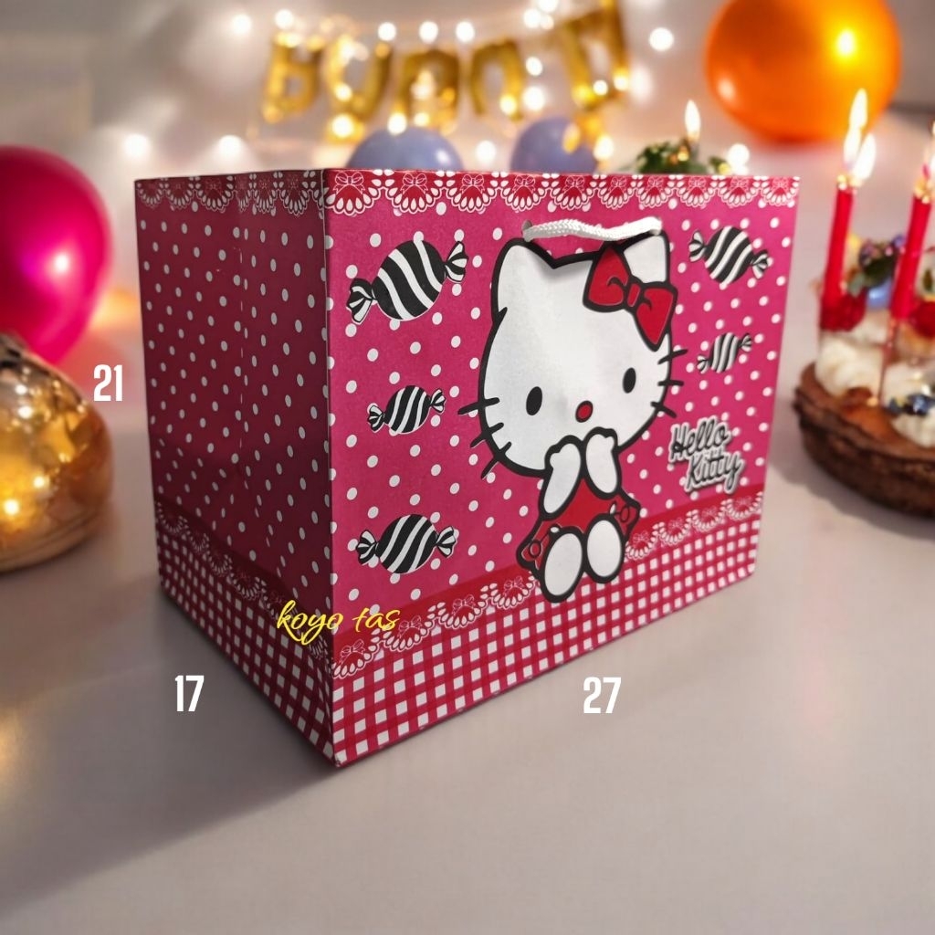 paper bag ulang tahun hellokitty doraemon babyshark ukuran bento 27x17x21 / tas kertas / souvenir
