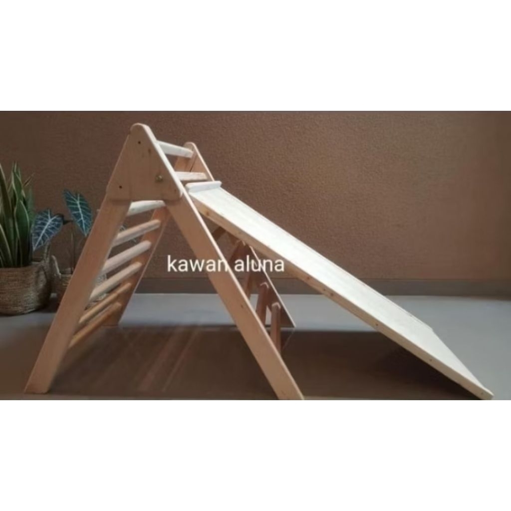 Brakiasi lipat kayu solid