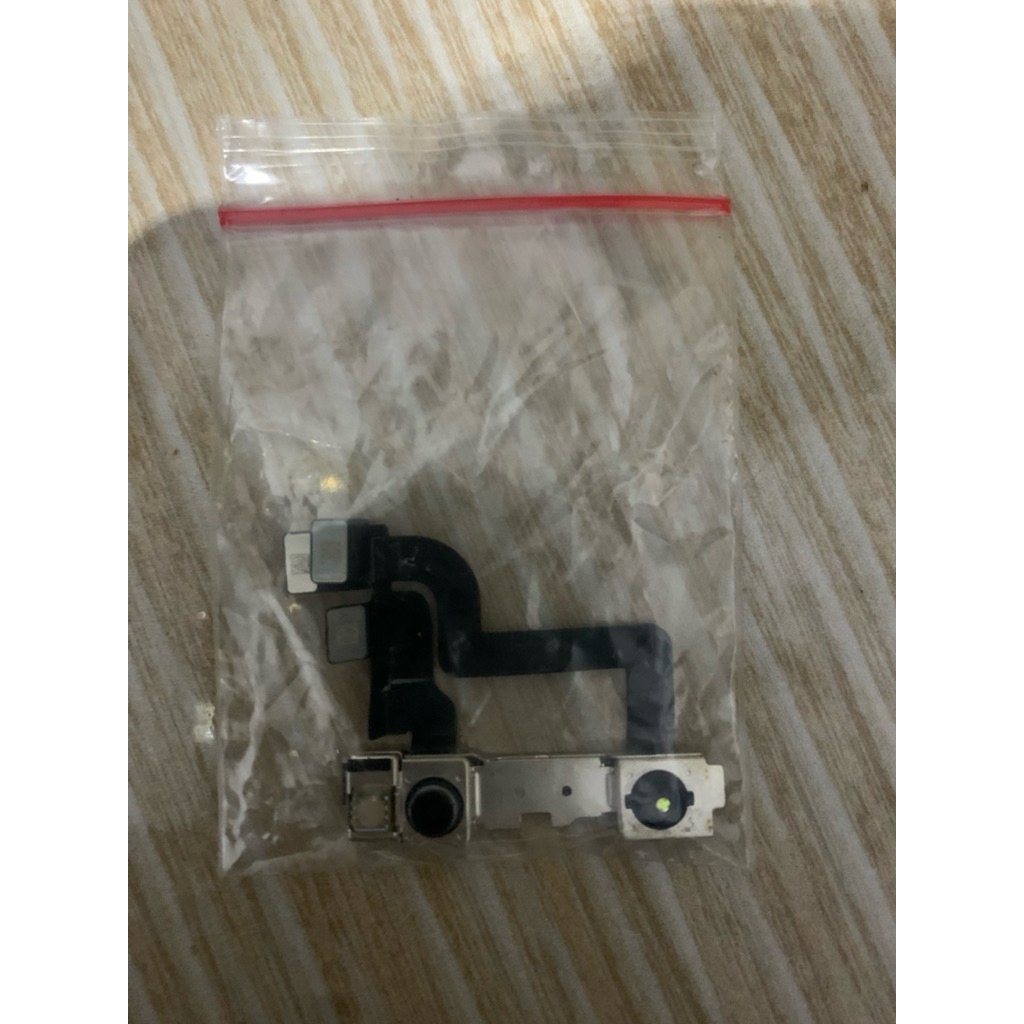 kamera depan iphone xr