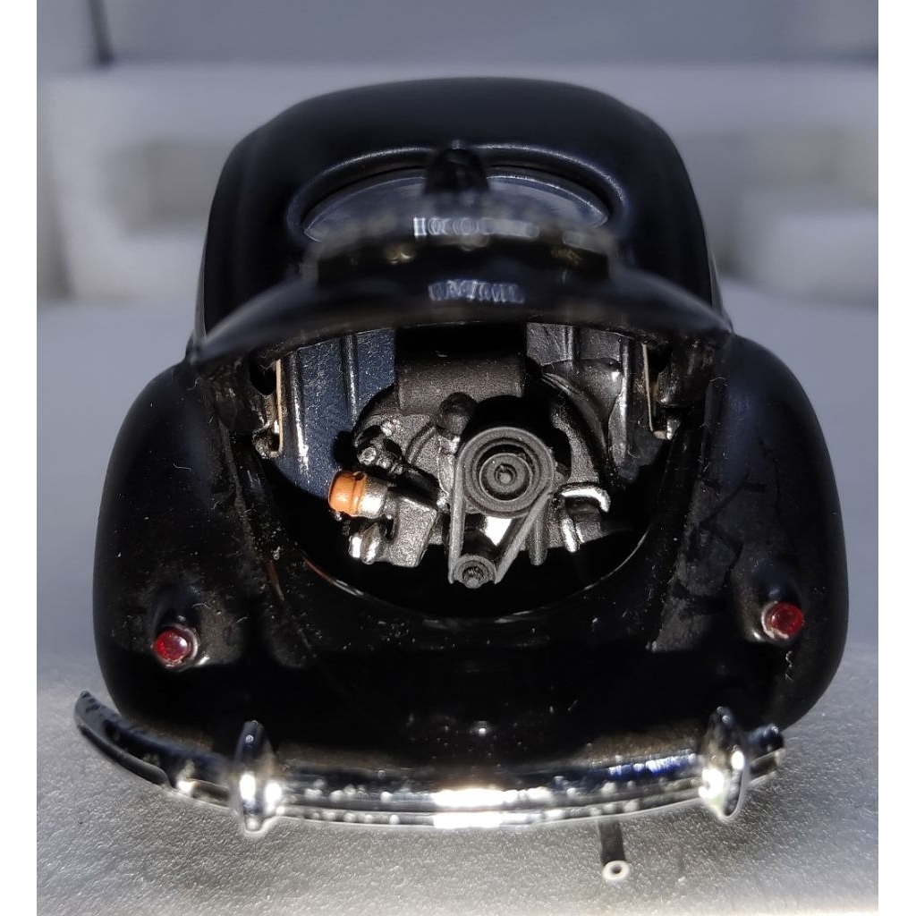 Diecast MINICHAMPS VW1200 Black 1951 (Loose)