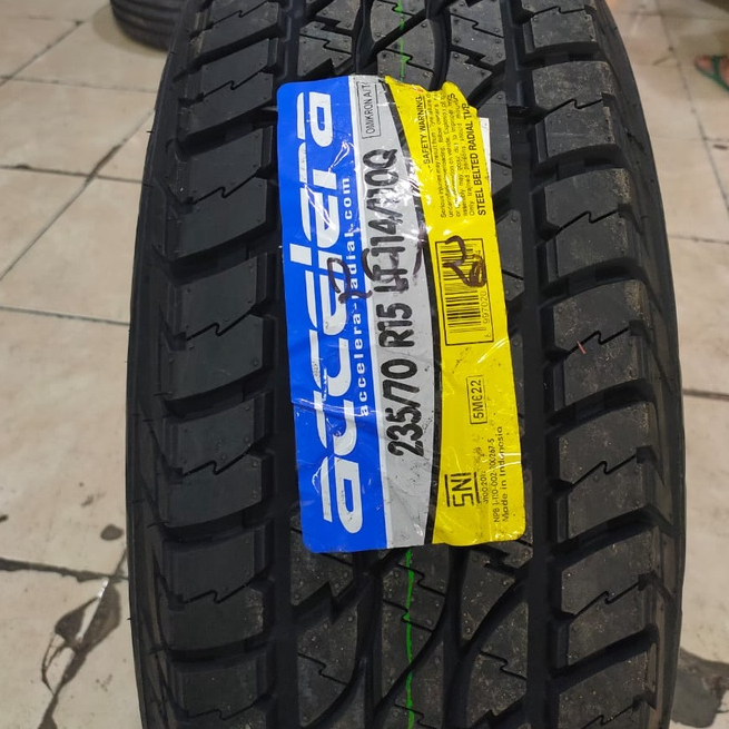 JUAL BAN MOBIL SEMMI OFFROAD  ACCELERA OMIKRON AT 235 70 RING 15