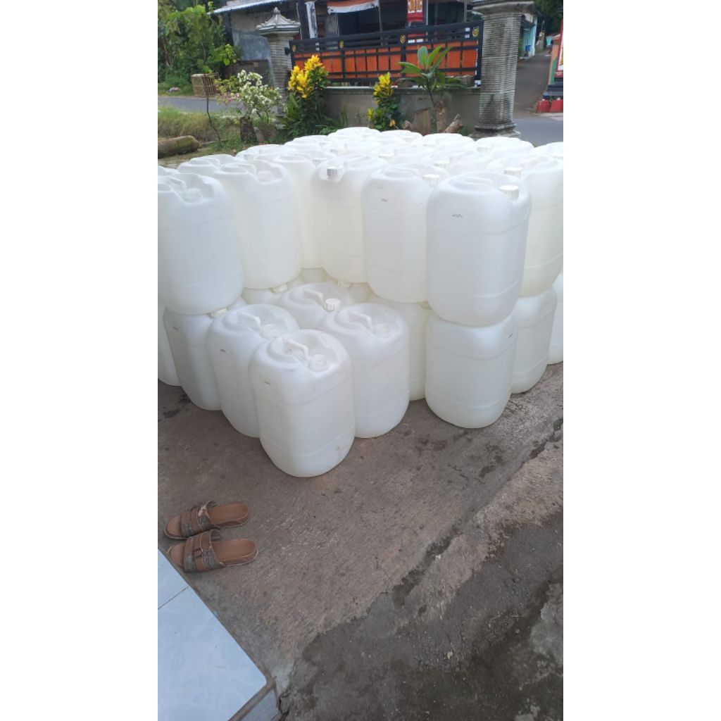 Jerigen 25 liter bekas parfume sudah bersih siap pakai,jerigen HDPE 25 LITER,Jerigen bekas bersih 25