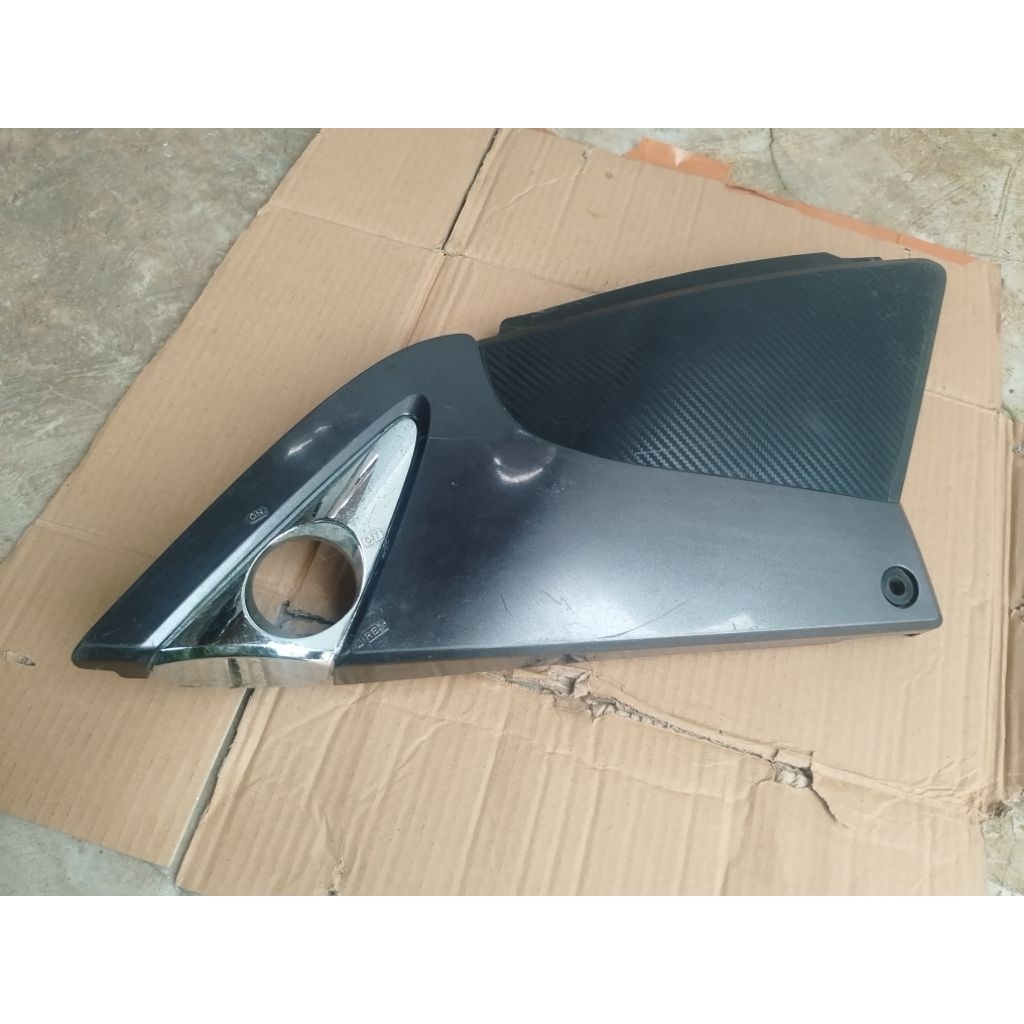 COVER BOK AKI SEBELAH KIRI TIGER REVO ORIGINAL BEKAS