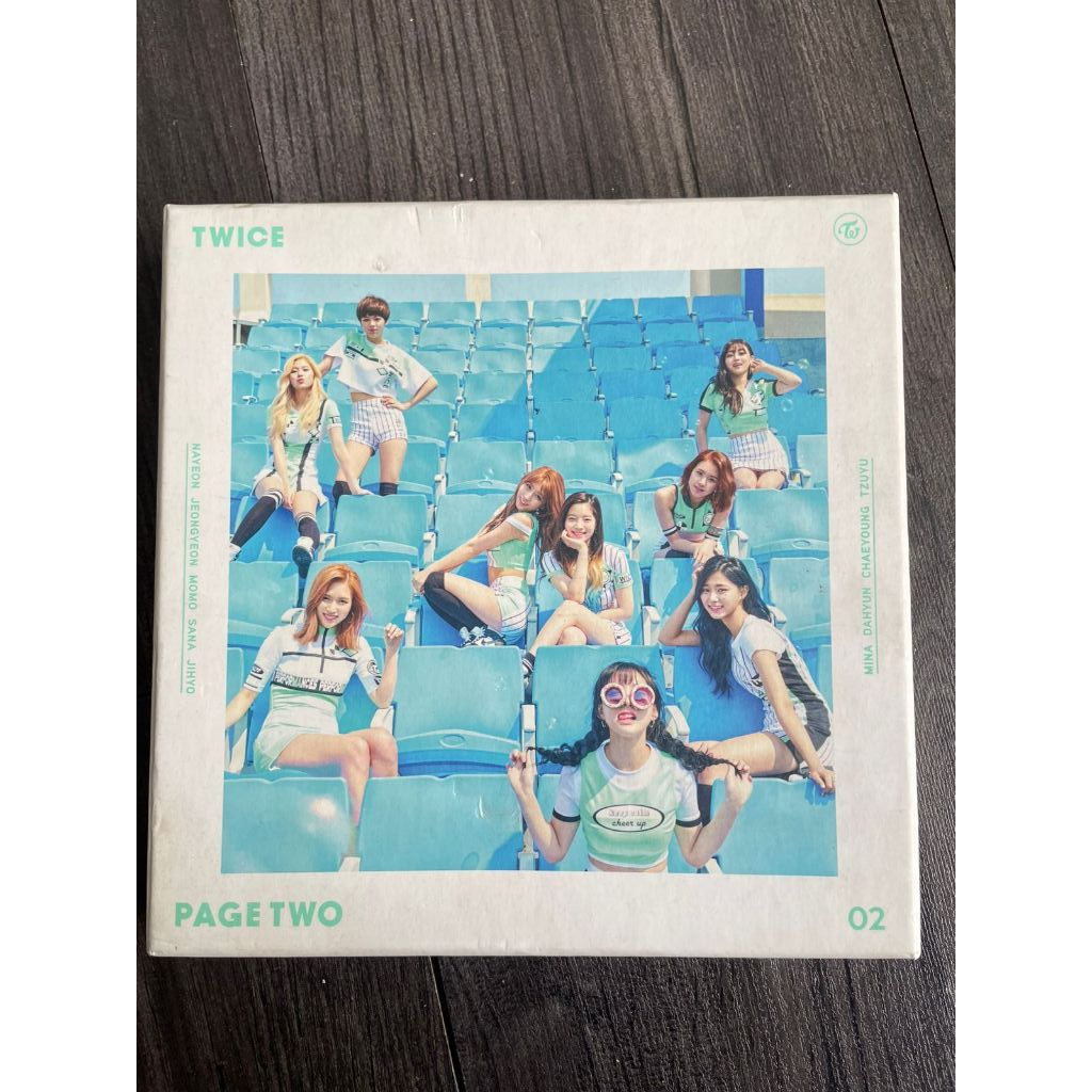 Album TWICE Page Two