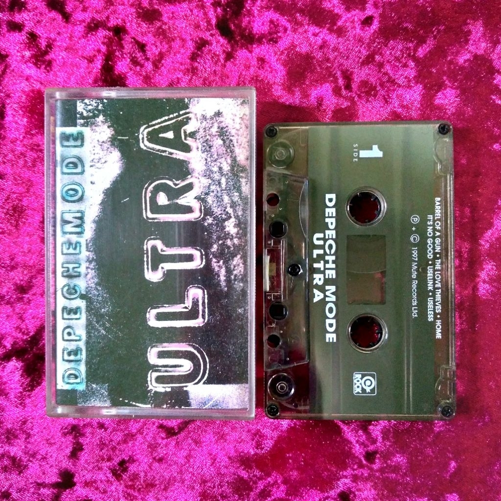 Kaset Depeche Mode - Ultra