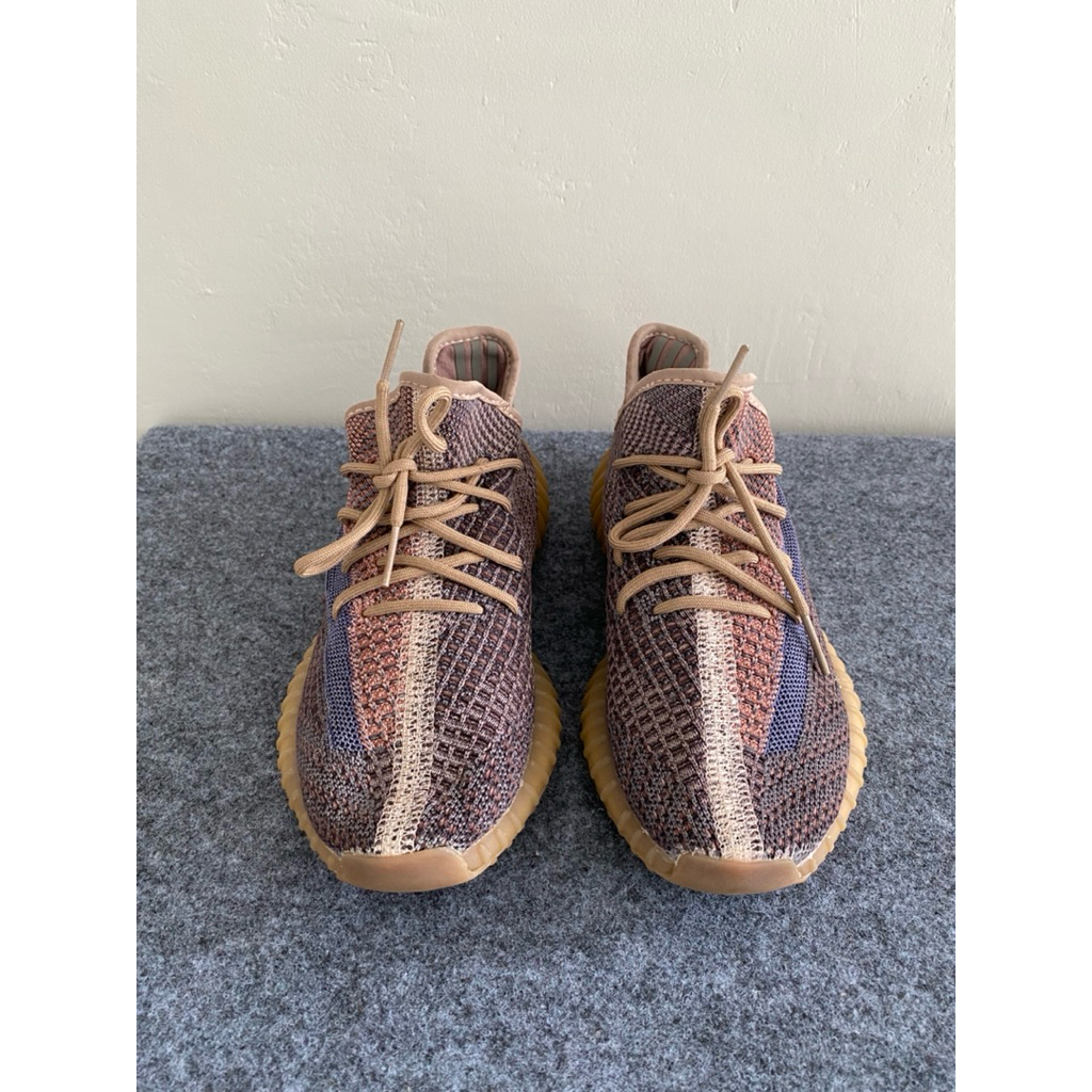 Sepatu Adidong Yeezy Boost 350