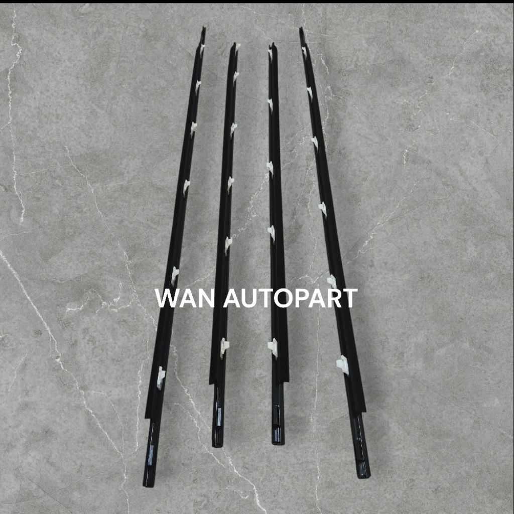 KARET KACA PINTU PELIPIT MOBIL AVANZA XENIA ORIGINAL