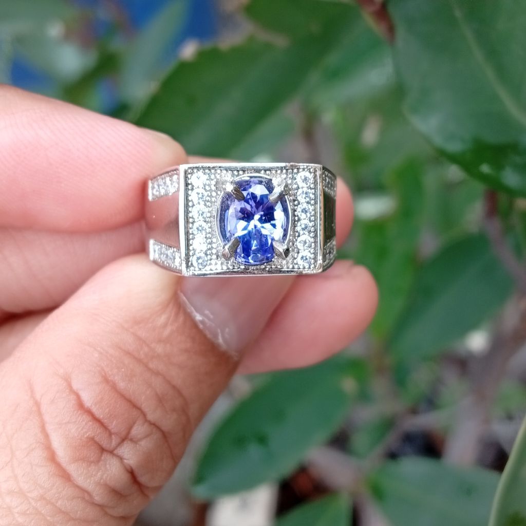Natural Tanzanite 1.04 ct ring perak microsetting 925