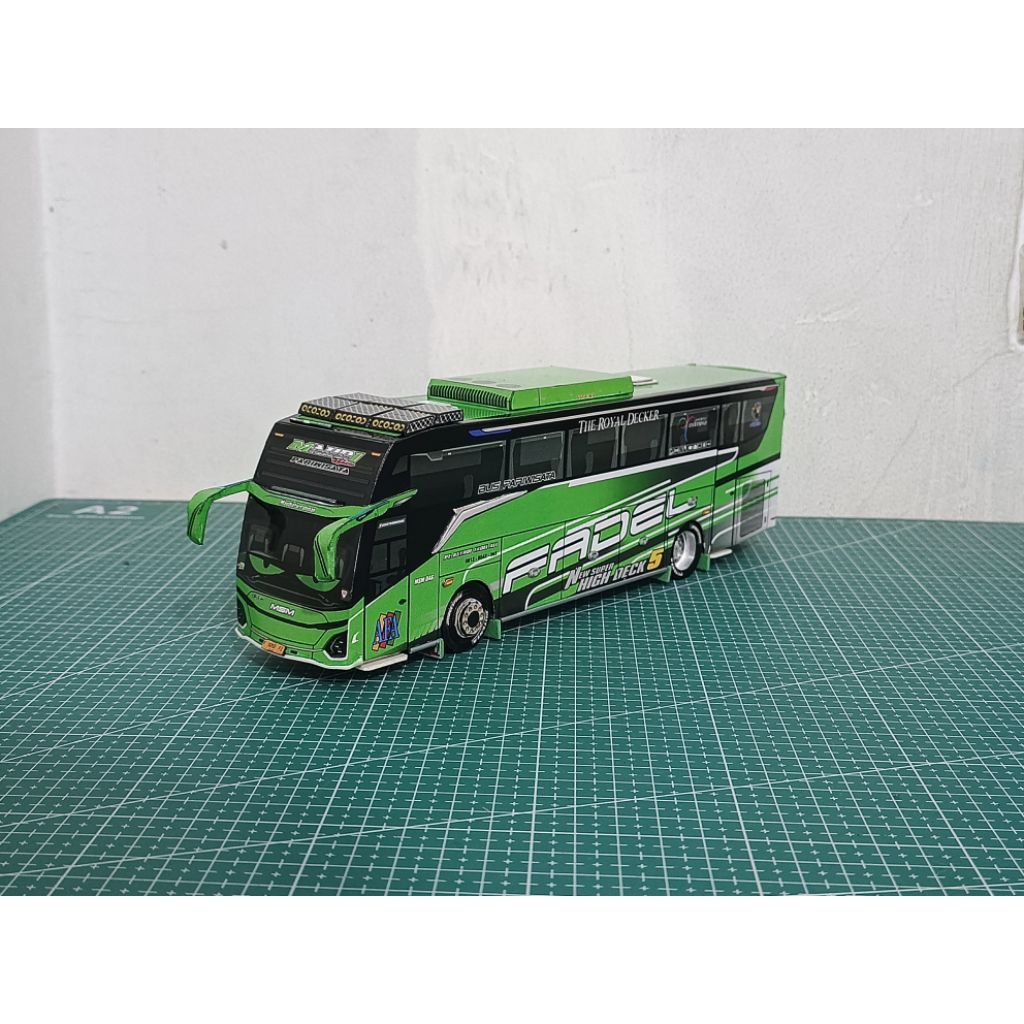 miniatur papercraft bus skala 50 msm asyrof maudi