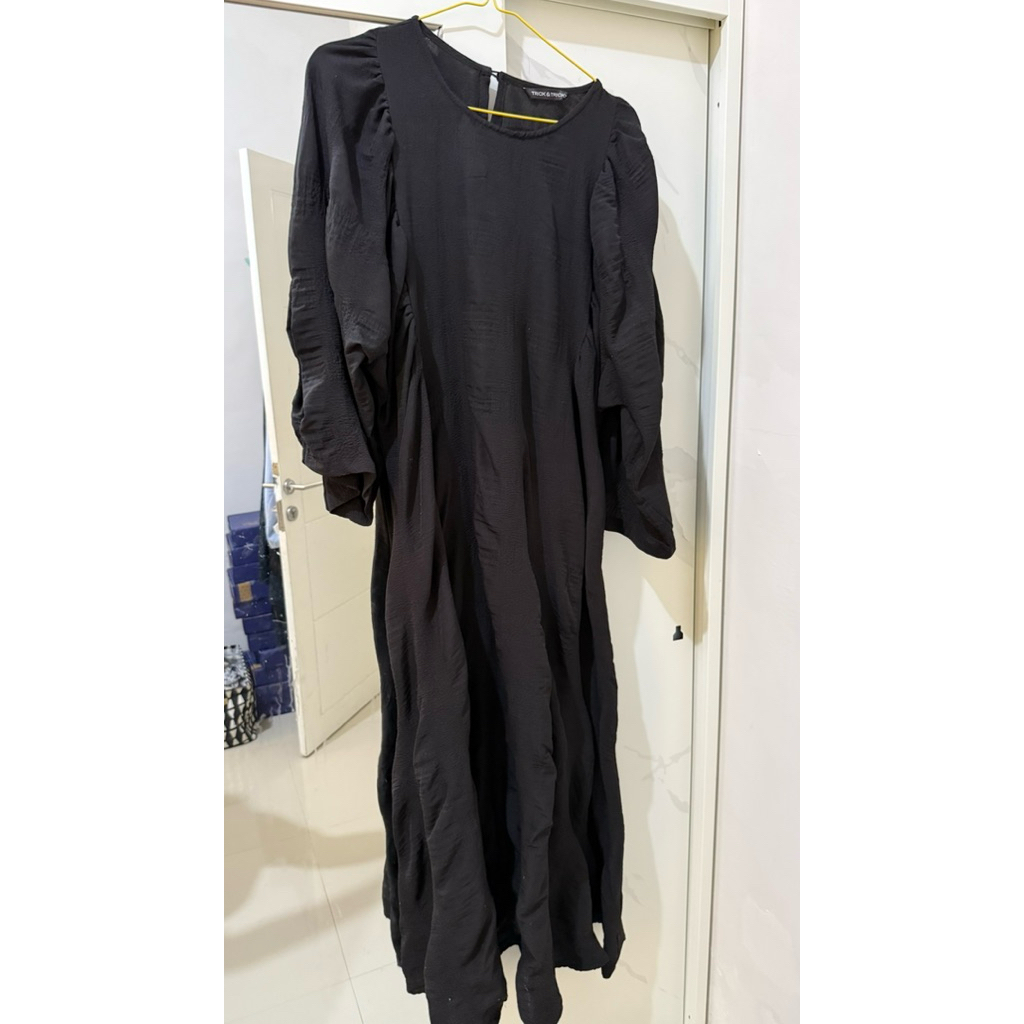 Preloved Trick & Tricky