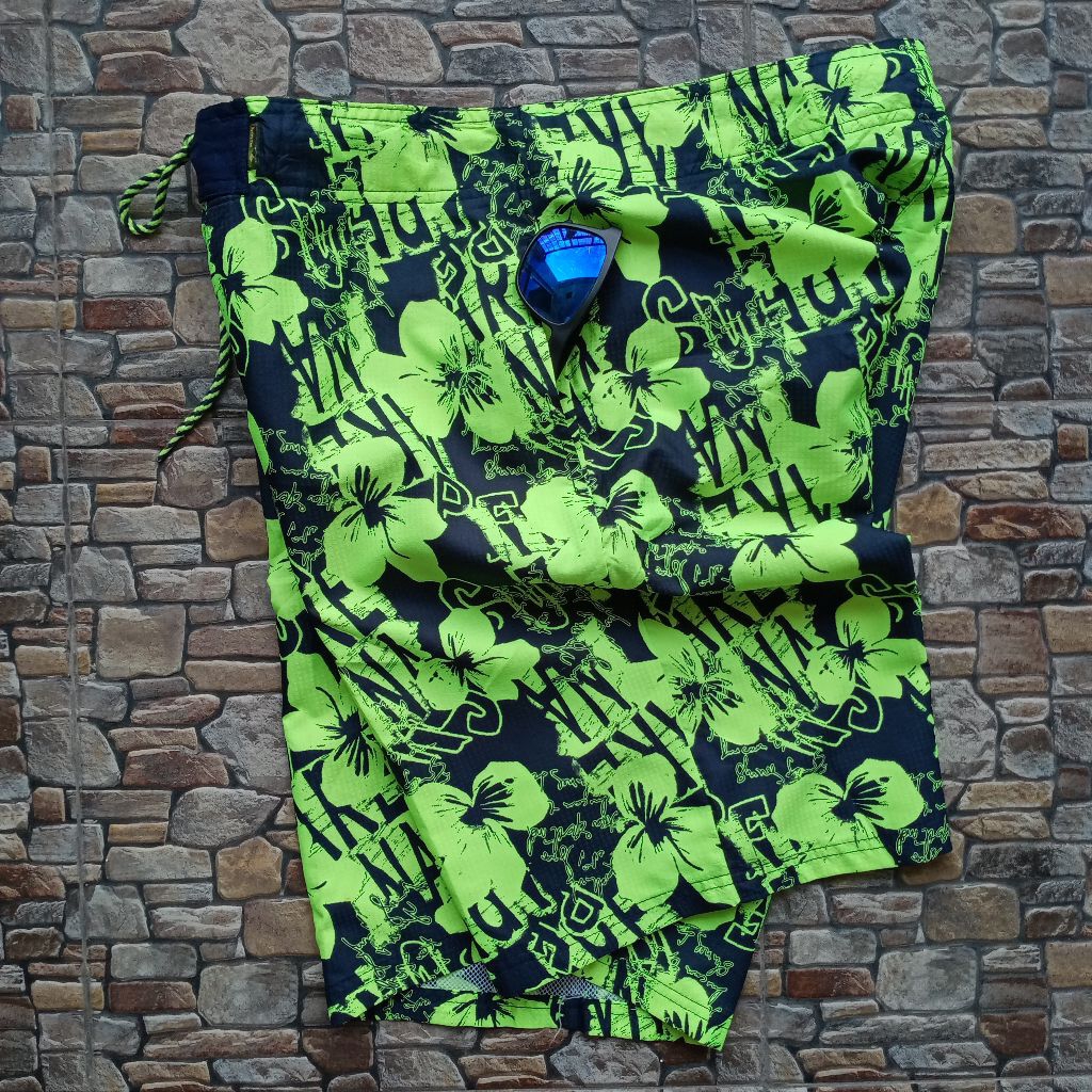 Celana pendek Surfing brand ARENA original brand