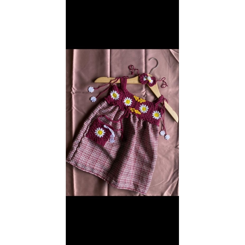Set Dress Rajut anak perempuan (1 Set: dress, tas, bando rajut)