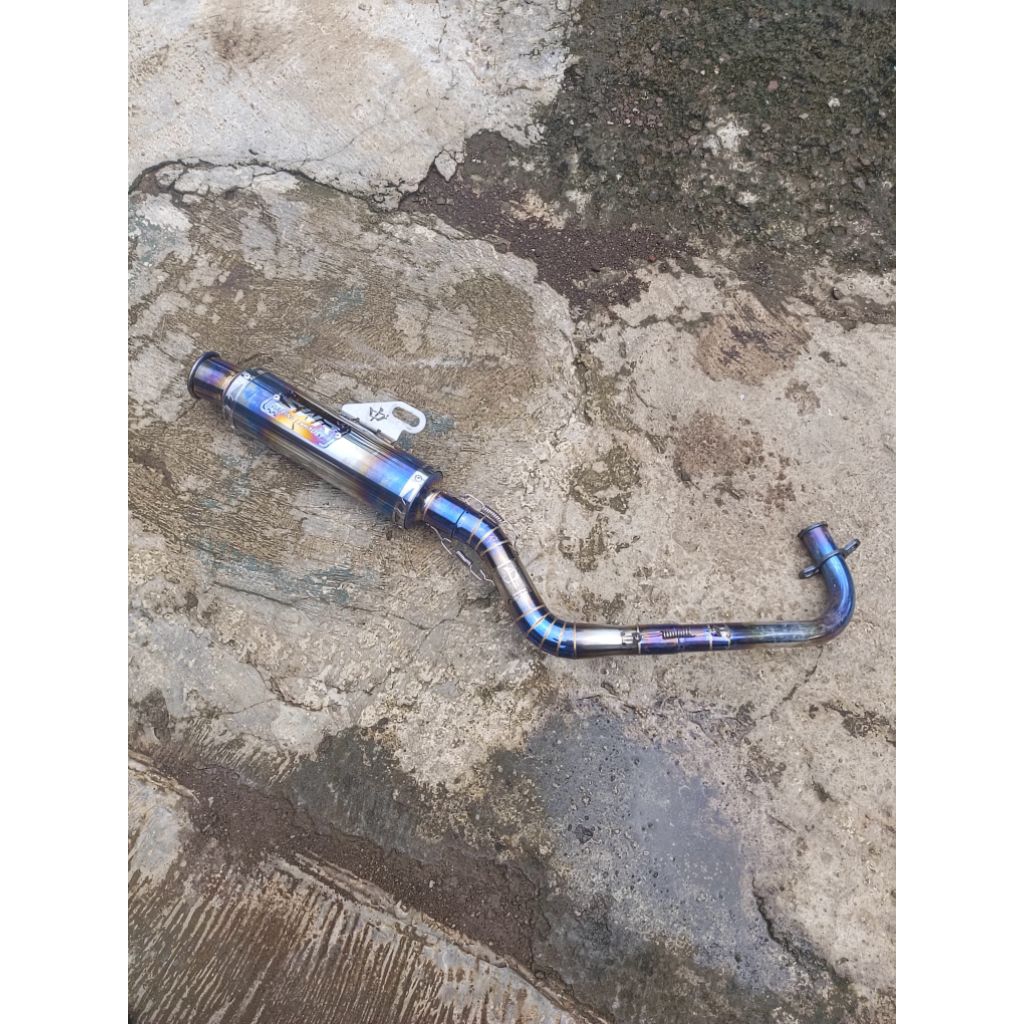 knalpot swr bekas untuk vario 110 karbu kondisi mulus