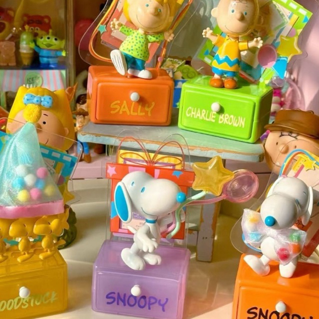 [PREORDER] Snoopy Party Series Blind Box – Figurine Pajangan Lucu (Selected / Blind Box / Set)