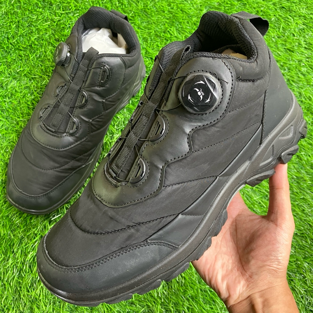 Sepatu Outdoors Kulit Boa Dial Black Leather Mid shoes size 44