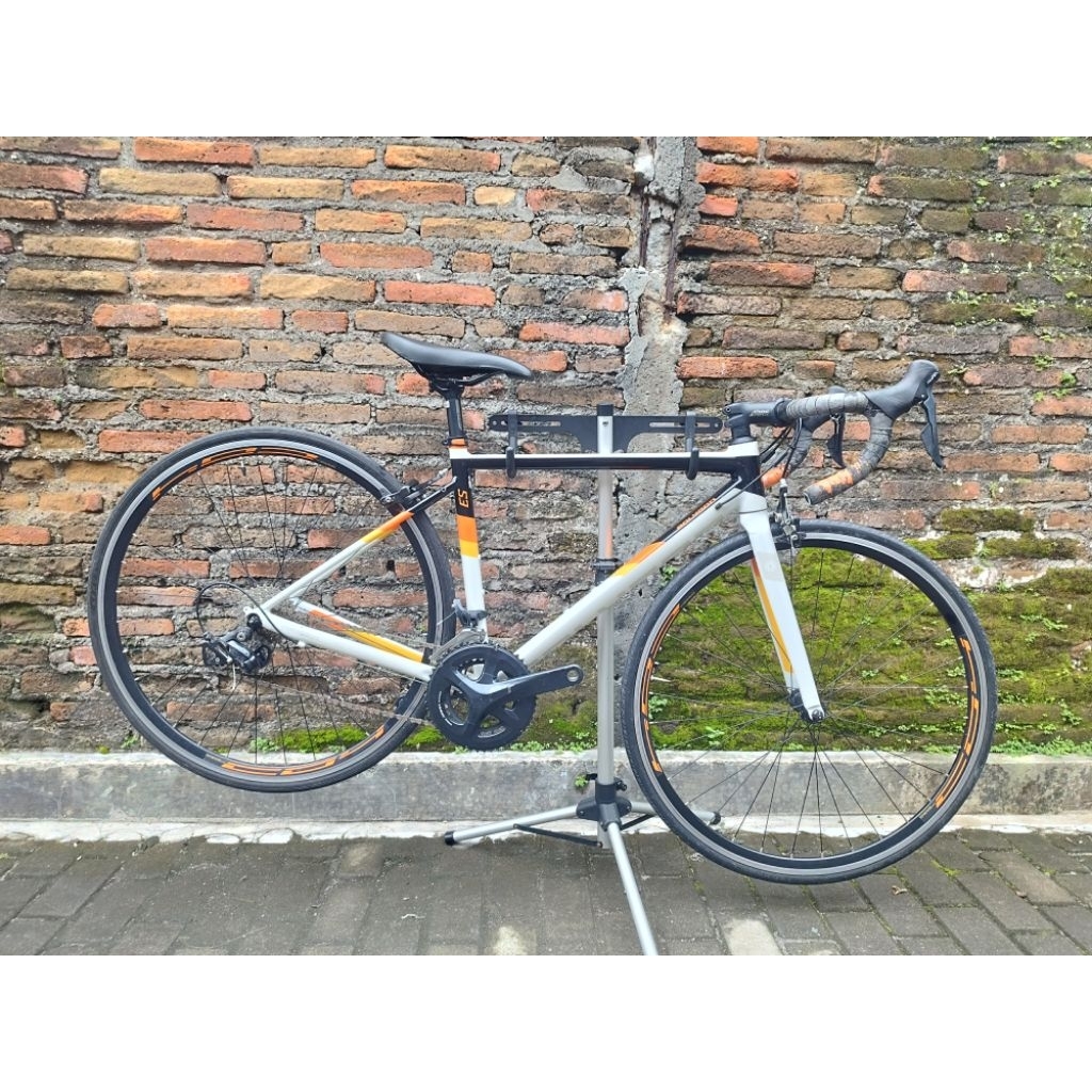 Roadbike polygon Strattos S3 jerman Size S
