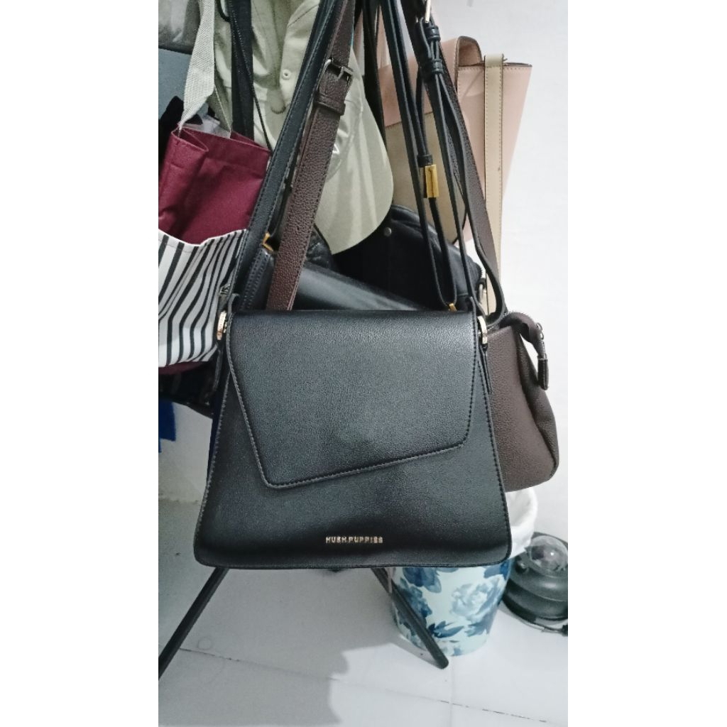 Tas Hush Puppies Preloved