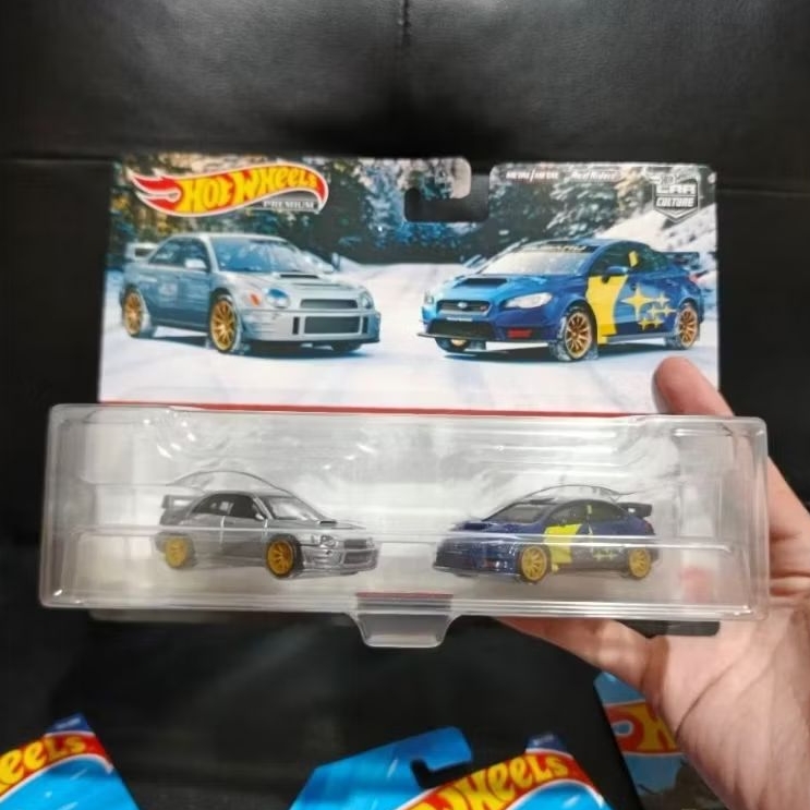 Hotwheels twinpack subaru