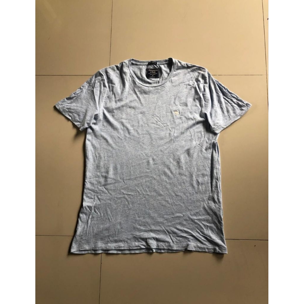 kaos abercrombie & fitch pria