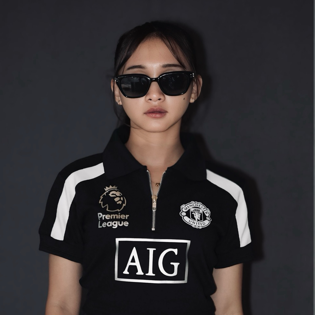 POLO CROPTOP WANITA CROPTEE NatasOfficial.id MANCHESTER UNITED Manchester is Red Zipper YKK Cotton P