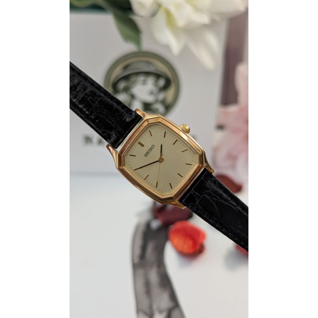 Vintage Seiko Leather Gold Tank