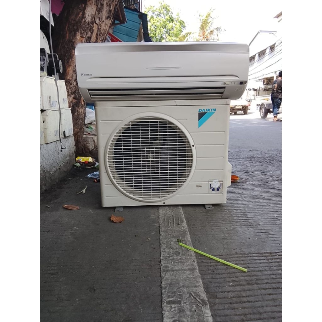 AC DAIKIN THAILAND 1,5 PK R 410 free ongkir se-jabotabek