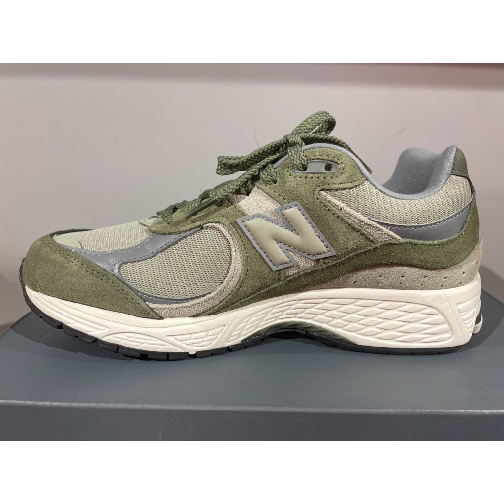 NEW BALANCE 2002r Olive Original