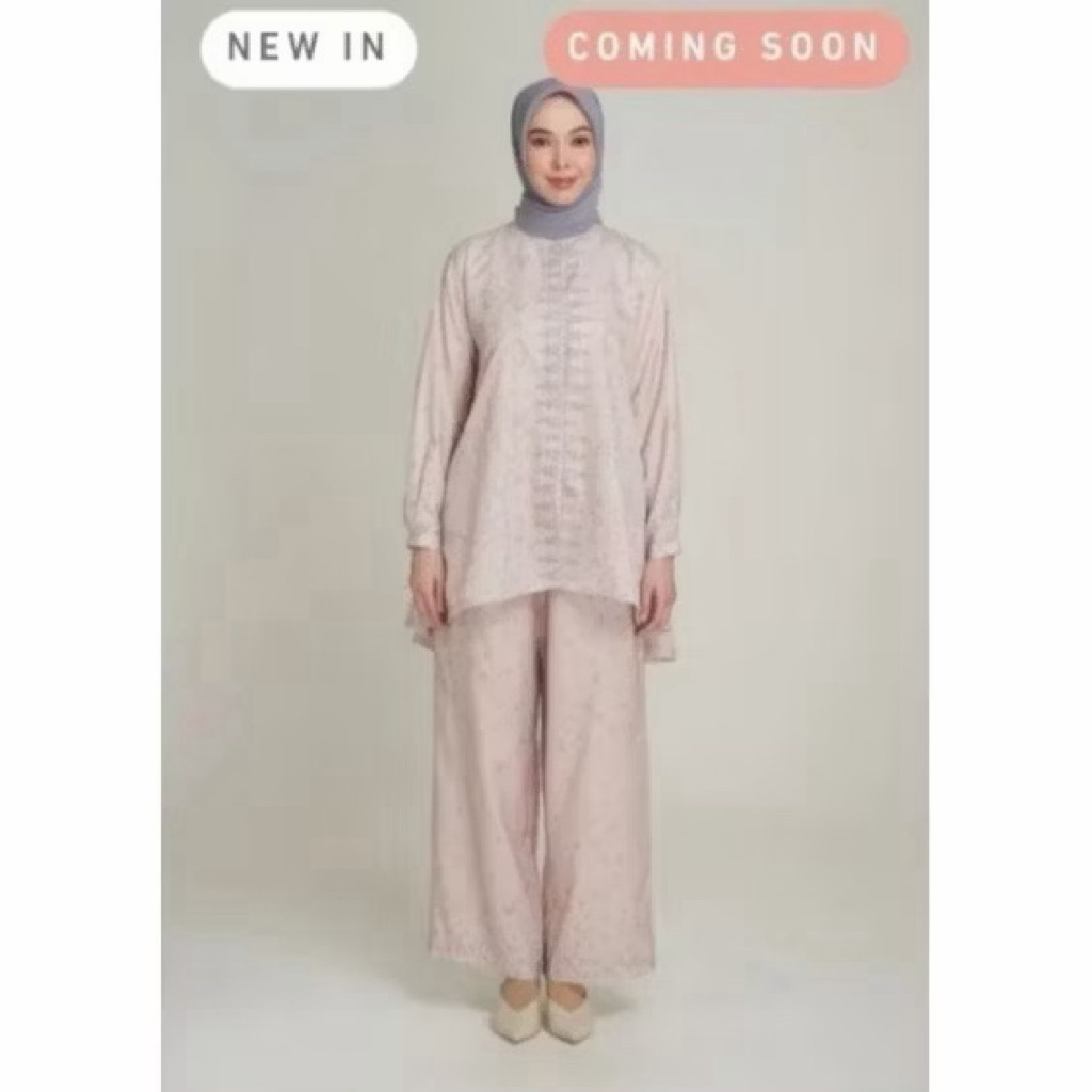 PRELOVED PUTIAH SET RIAMIRANDA