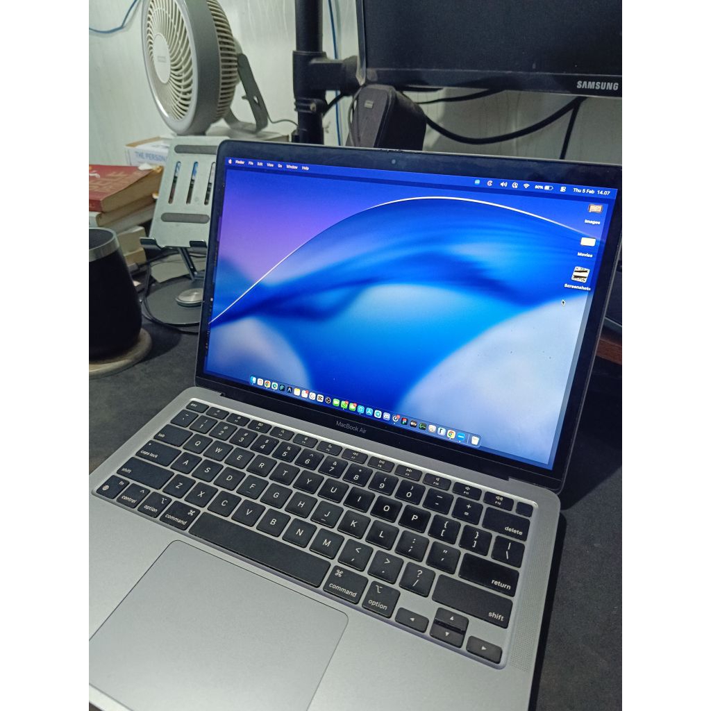 MacBook Air M1 2020 8/256GB Fullset iBox Resmi Indonesia