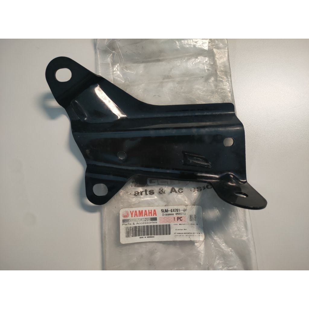 Stay muffler breket dudukan knalpot Jupiter lama T105LM Original Asli Yamaha 5LM-E4781-00