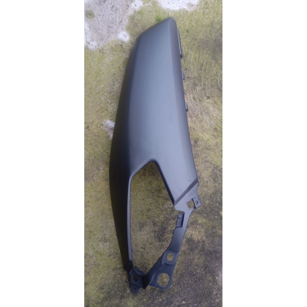 cover bodi belakang NMAX old kiri
